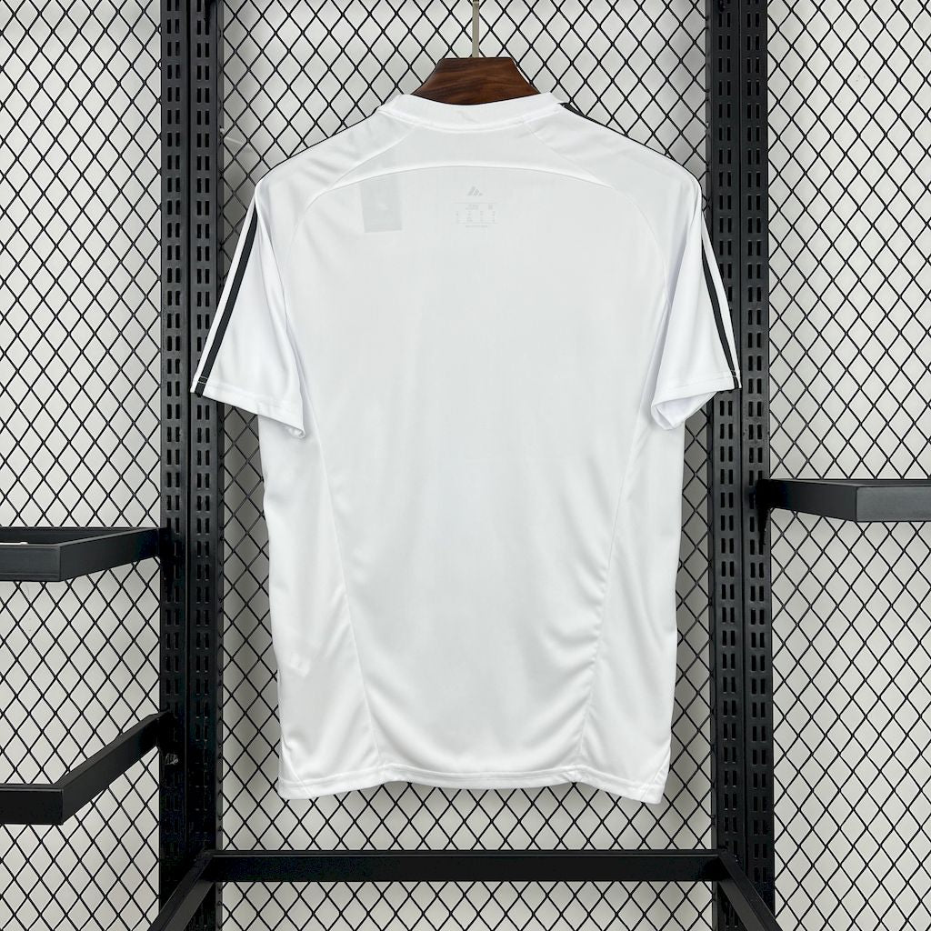 Real Madrid Branca 2025/26 – Modelo Torcedor